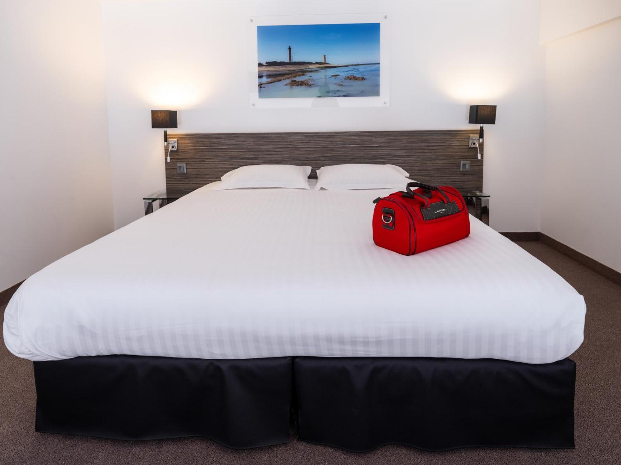 Golden Tulip La Baule Hotel Екстериор снимка