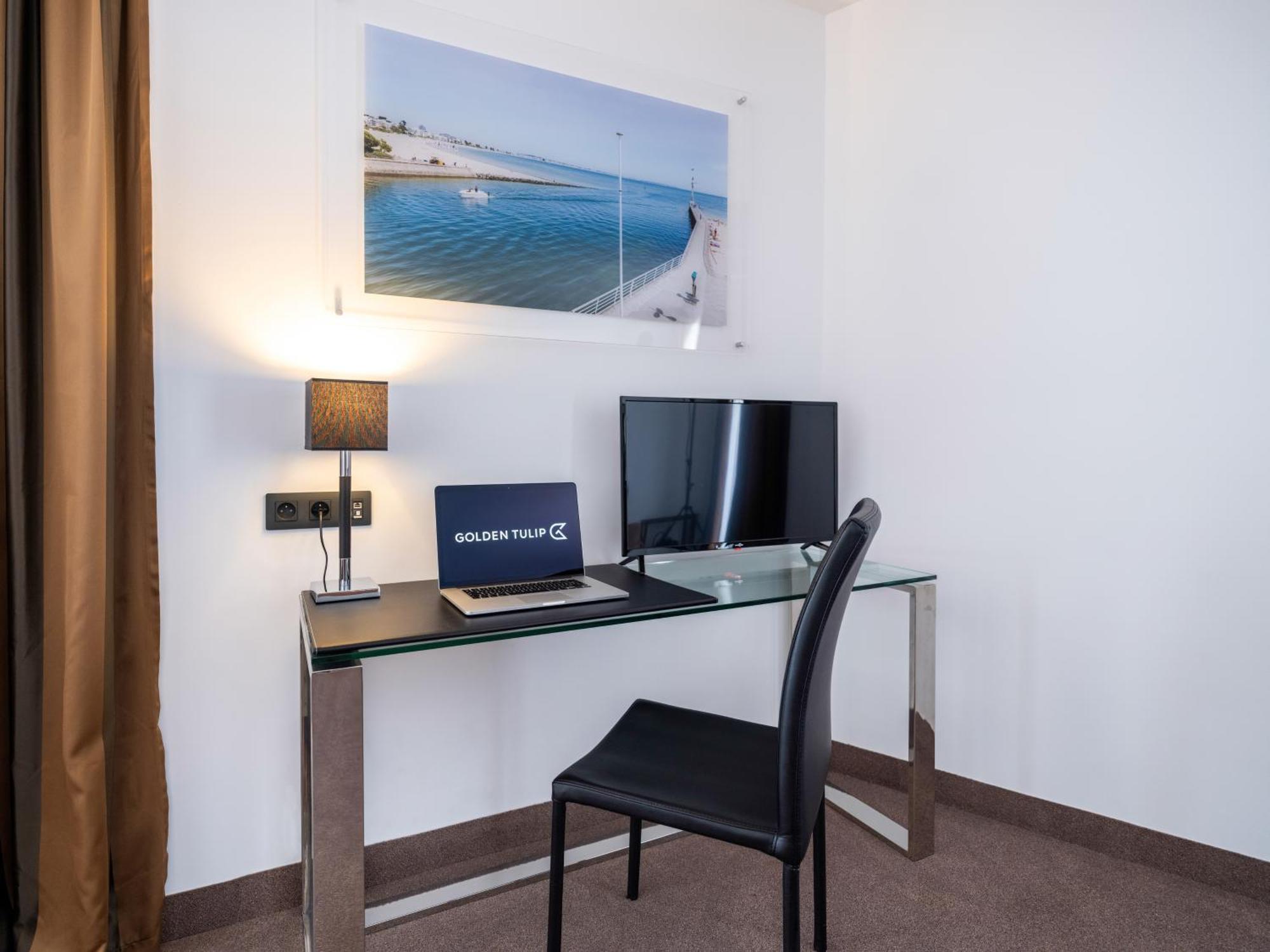 Golden Tulip La Baule Hotel Екстериор снимка