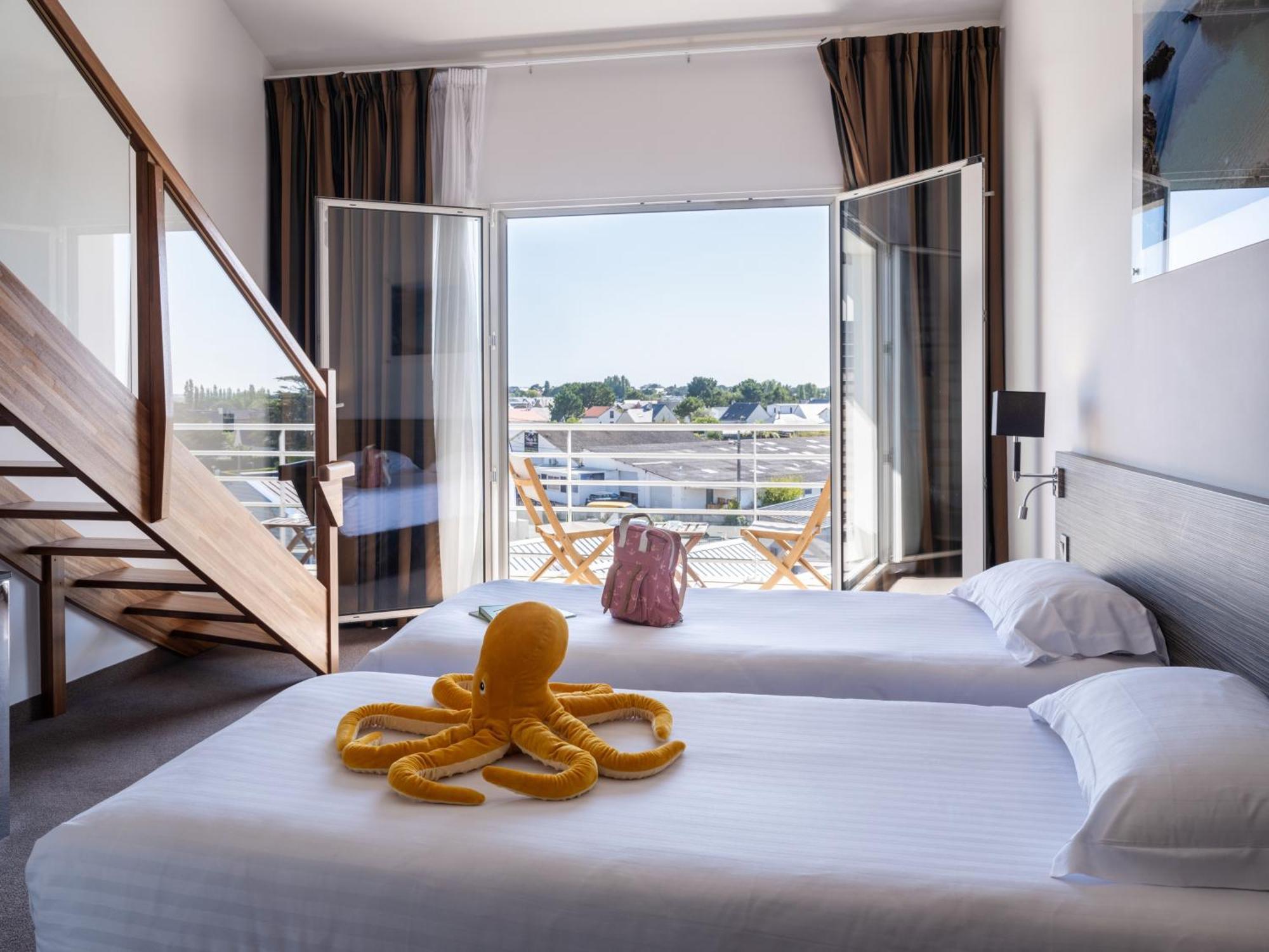 Golden Tulip La Baule Hotel Екстериор снимка