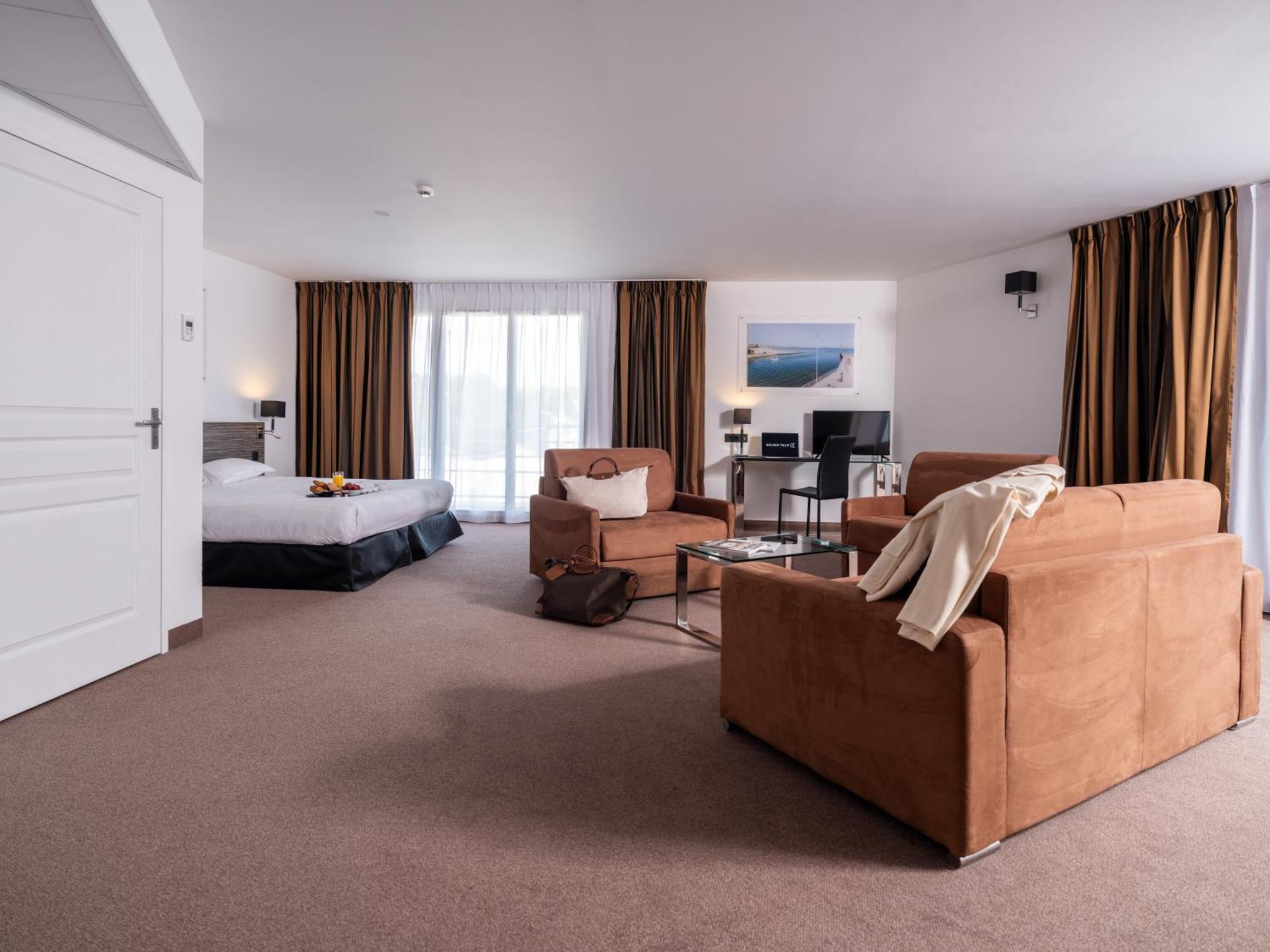 Golden Tulip La Baule Hotel Екстериор снимка
