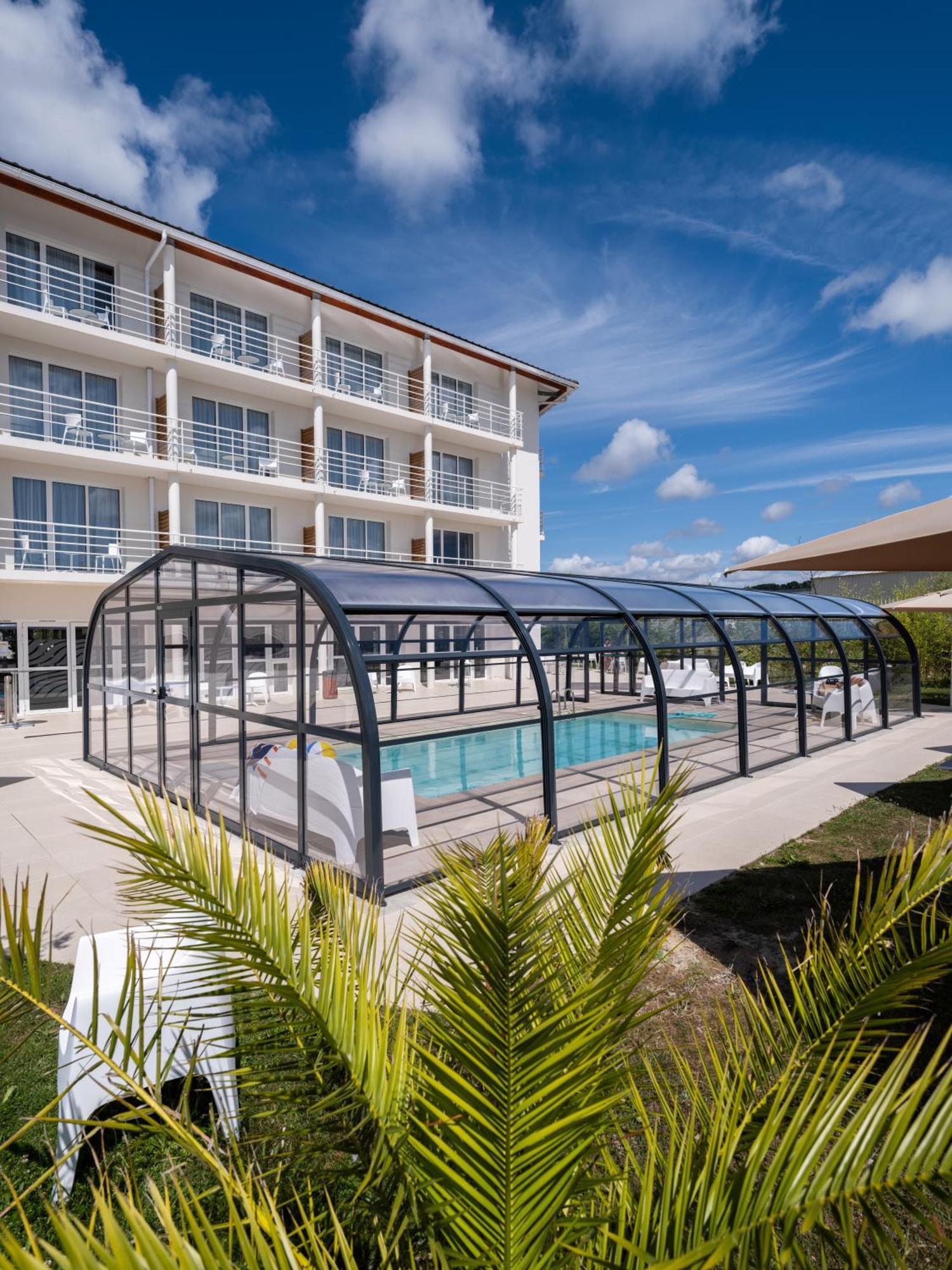 Golden Tulip La Baule Hotel Екстериор снимка
