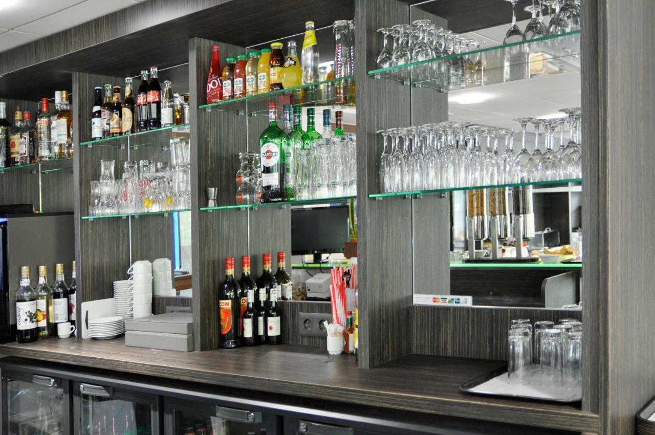 Golden Tulip La Baule Hotel Екстериор снимка